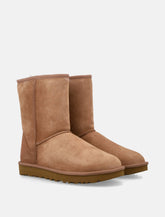 UGG Woman's Classic Short II suede boots - | Spazio Pritelli