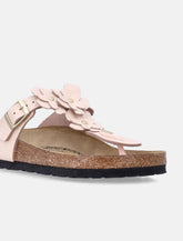 Birkenstock Gizeh Flower leather sandals - | Spazio Pritelli