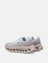 On Running Cloudtilt woman's running shoes beige - | Spazio Pritelli