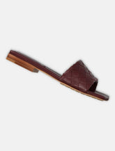 Bottega Veneta Parco Flat Mule Woven Burgundy - | Spazio Pritelli