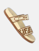 Fendi Feel raffia-effect slides - | Spazio Pritelli