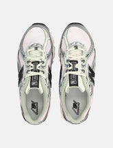 Sneakers 740 in mesh e materiali tecnici New Balance - | Spazio Pritelli