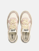 Autry Medalist Low Super Vintage Woman's Sneakers in White and Rose - | Spazio Pritelli