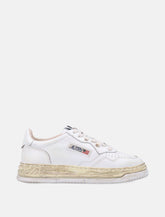 Autry x Maison Mihara Yasuhiro Medalist Low Super Vintage white leather woman's sneakers - | Spazio Pritelli