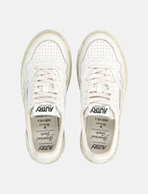 Autry x Maison Mihara Yasuhiro Medalist Low Super Vintage white leather woman's sneakers - | Spazio Pritelli