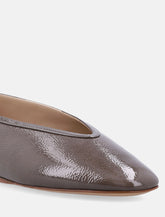 Luna Taupe Patent Leather Slippers - | Spazio Pritelli