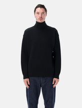 Dolcevita in lana superfine a coste Auralee -  | Spazio Pritelli