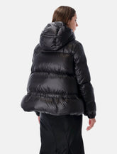 Sacai black hooded short padded puffer jacket - | Spazio Pritelli