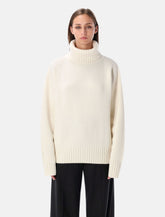 Rhea Heavy Off White Wool Turtleneck Sweater - | Spazio Pritelli