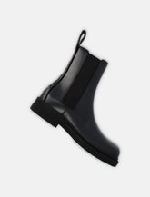 Bottega Veneta Ben Chelsea Boots in Black Calfskin - | Spazio Pritelli