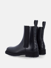 Bottega Veneta Ben Chelsea Boots in Black Calfskin - | Spazio Pritelli