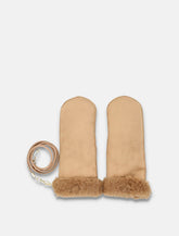 Max Mara muffole in tessuto bouclé con laccio - | Spazio Pritelli