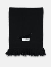MM6 Maison Margiela fringed wool scarf with logo patch - | Spazio Pritelli