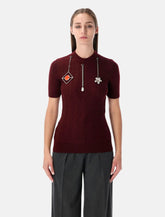 Maglia in lana bordeaux con pendenti gioiello di Prada - | Spazio Pritelli