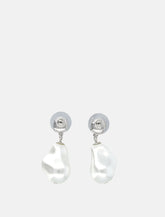 Self-Portrait Mottled Pearl earrings - | Spazio Pritelli