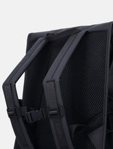 Rains Trail Mountaineer Rolltop backpack - | Spazio Pritelli