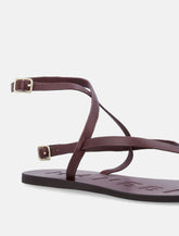 Manebì leather strappy thong sandals - | Spazio Pritelli