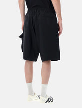 Short cargo Sport Uniform oversize di Y-3 - | Spazio Pritelli