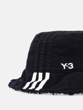 Y-3 Stripes black bucket hat - | Spazio Pritelli