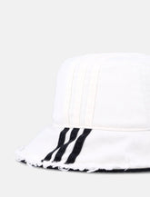 Bucket Hat Y-3 Stripes bianco - | Spazio Pritelli