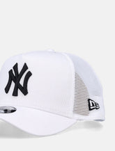 New Era white New York Yankees A-Frame Trucker Cap - | Spazio Pritelli