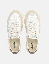 Autry Medalist Low white & teak woman's sneakers - | Spazio Pritelli