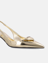 Décolleté slingback in pelle verniciata platino Prada - | Spazio Pritelli