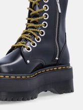 Anfibi Jadon Max in pelle nera con platform Dr. Martens - | Spazio Pritelli