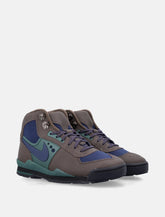 Stivaletti outdoor Baltoro in camoscio Nike - | Spazio Pritelli