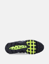 Sneakers Nike Air Max 95 nere con dettagli neon giallo -  | Spazio Pritelli