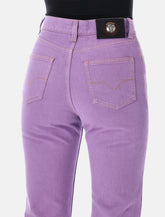 Jeans capri denim colorato di Versace - | Spazio Pritelli