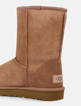 UGG Woman's Classic Short II suede boots - | Spazio Pritelli