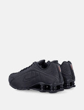 Nike Shox R4 Women’s Synthetic Leather Sneakers - | Spazio Pritelli