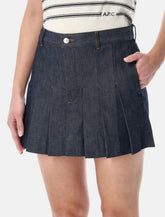Minigonna in denim a pieghe di A.P.C. - | Spazio Pritelli