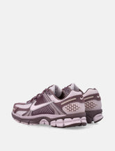 Nike Zoom Vomero 5 woman's sneakers with reflective accents - | Spazio Pritelli