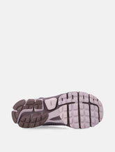 Nike Zoom Vomero 5 woman's sneakers with reflective accents - | Spazio Pritelli