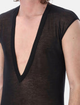 Rick Owens Dylan T with deep V neck - | Spazio Pritelli