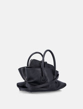 The Attico "La Passeggiata Mini" graoned leather top handle - | Spazio Pritelli