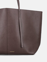 By Malene Birger Abilla oversized leather tote bag -  | Spazio Pritelli