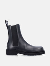 Bottega Veneta Ben Chelsea Boots in Black Calfskin -  | Spazio Pritelli