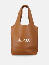 Shopper piccola A.P.C. Ninon nera in pelle riciclata -  | Spazio Pritelli