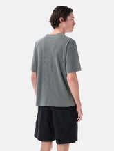 Satisfy MothTech destroyed running t-shirt in grey -  | Spazio Pritelli