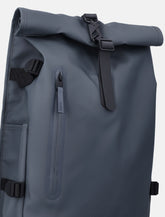 Zaino impermeabile Rolltop Large con tasca laptop di Rains -  | Spazio Pritelli