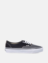 Vans OTW Authentic 44 Siped Vibram Black -  | Spazio Pritelli