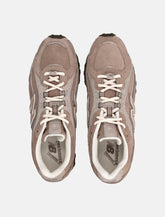 New Balance 204L suede sneakers brown -  | Spazio Pritelli