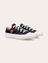 Comme Des Garçons Play x Converse red heart low-top sneakers for kids -  | Spazio Pritelli
