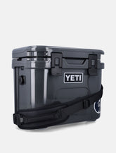 Yeti Roadie 15 Portable Cool Box - Charcoal -  | Spazio Pritelli