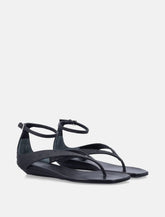 Loulou Niham ostrich-effect flip flop sandals -  | Spazio Pritelli